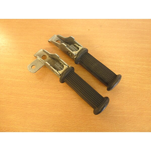 1 Paar Original Soziusfußrasten MZ RT 125/3 NEU