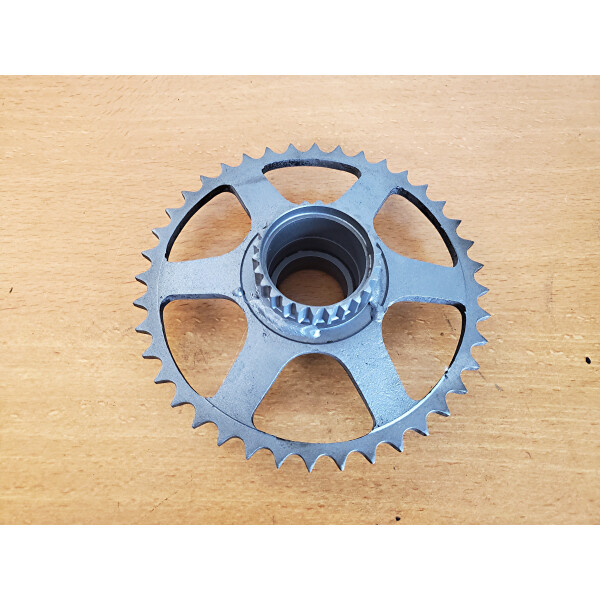 Original Kettenrad IFA / MZ RT 125/2/3 Vollnabe - mit Tachoantrieb